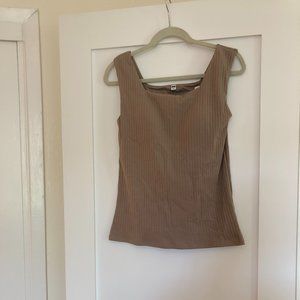 Uniqlo Ribbed Sleeveless Bra Top (NWT)
